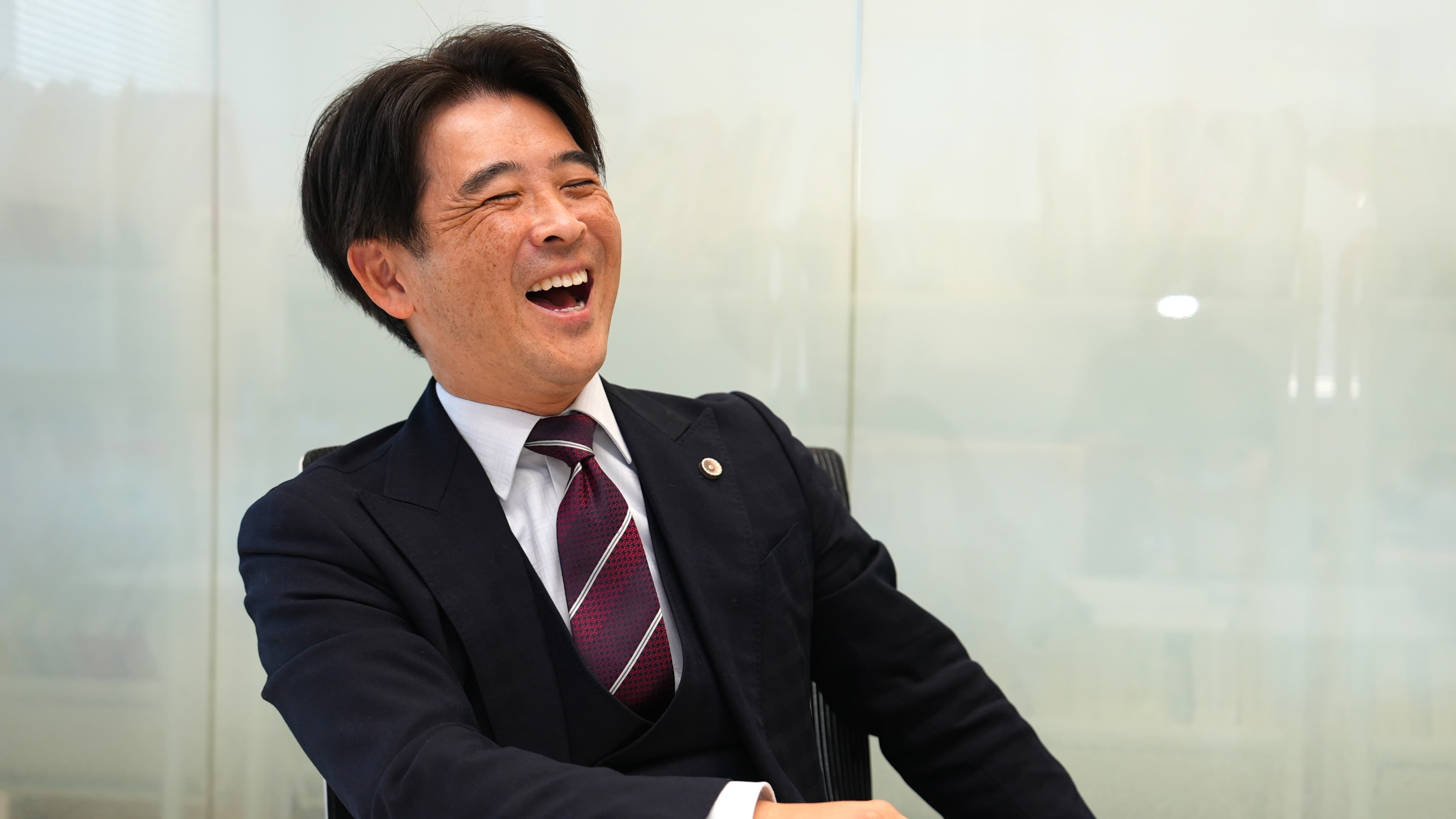 弁護士法人琉球スフィア代表久保氏の写真