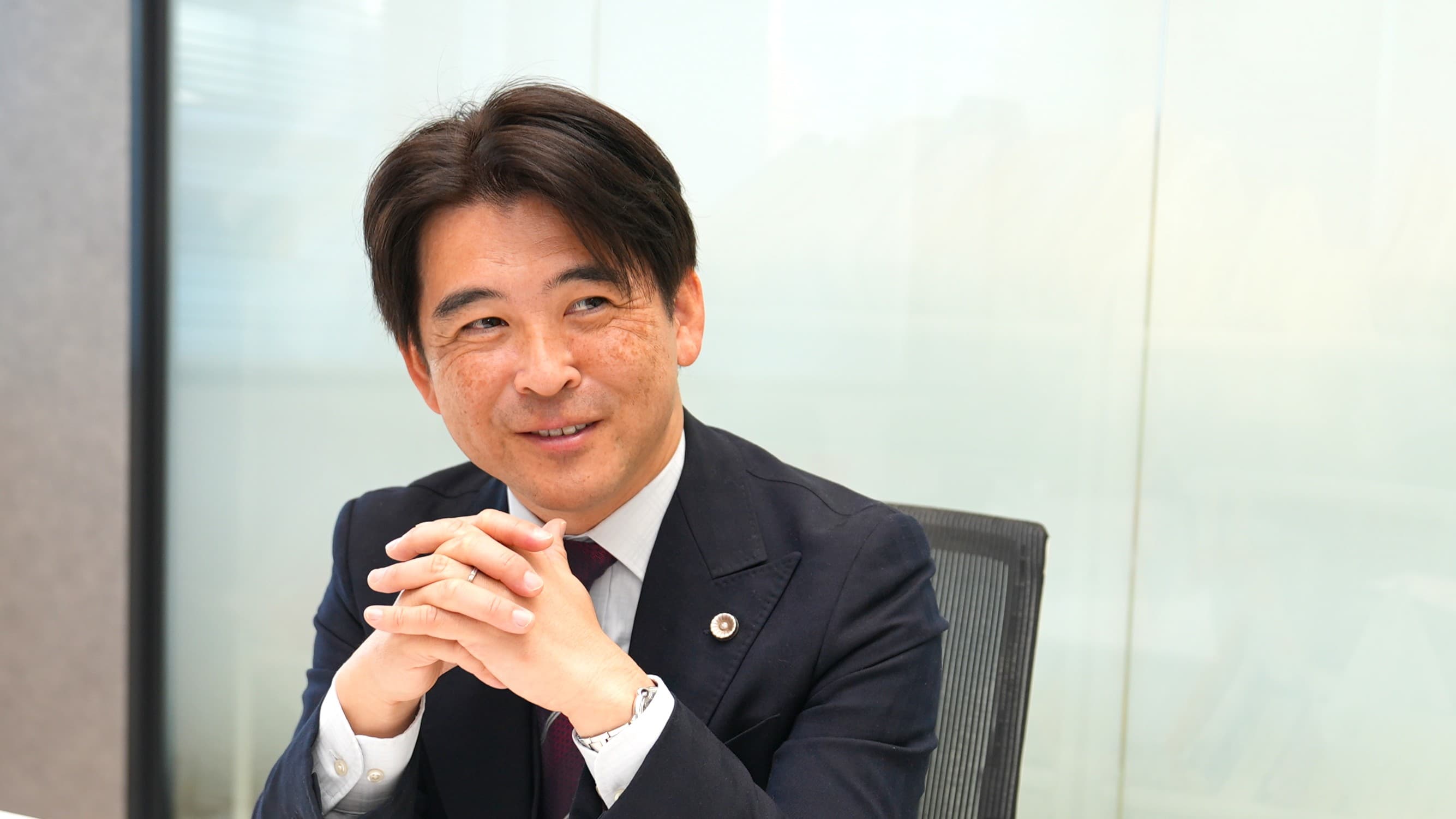 弁護士法人琉球スフィア代表久保氏の写真